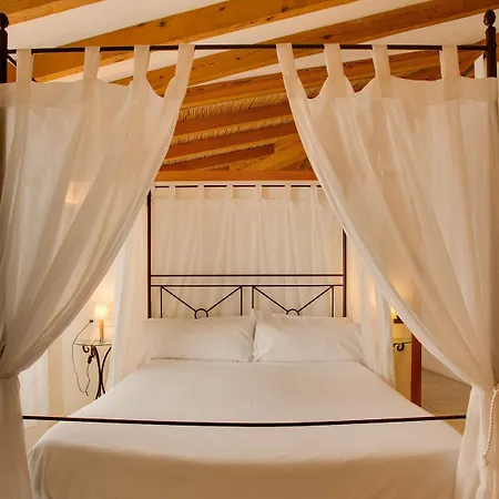 מלון Casal Santa Eulalia 4*