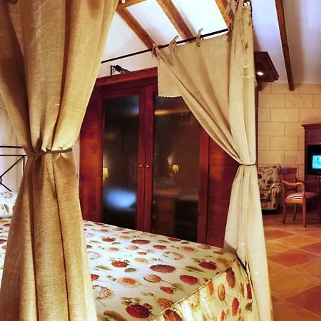 Casal Santa Eulalia 4*