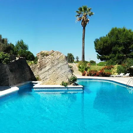 מלון Casal Santa Eulalia 4*