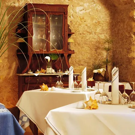 מלון Casal Santa Eulalia 4*