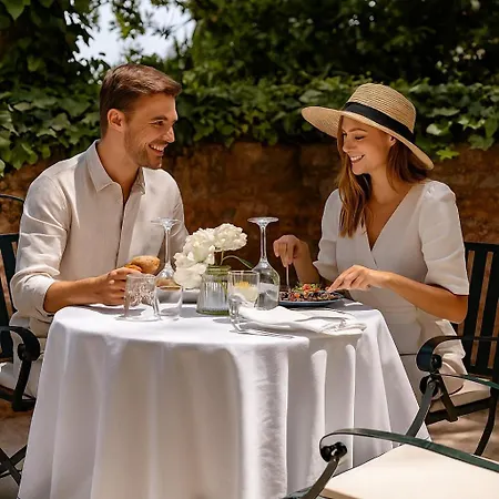 Casal Santa Eulalia Szálloda 4*