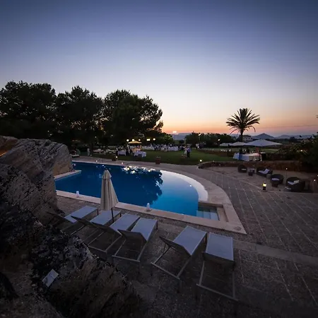 מלון Casal Santa Eulalia 4*
