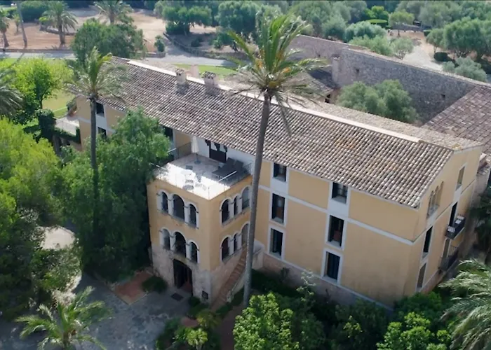 Casal Santa Eulalia 4*